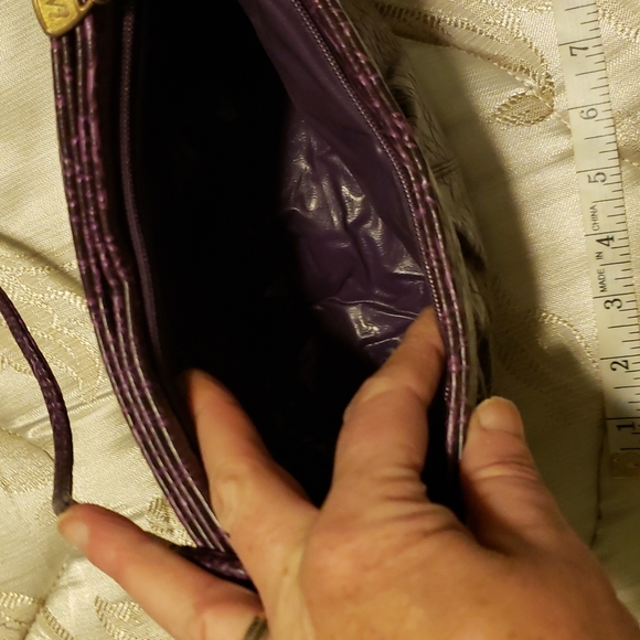 Free with bundle. New cute purple bag. Faux leather - Picture 3 of 5